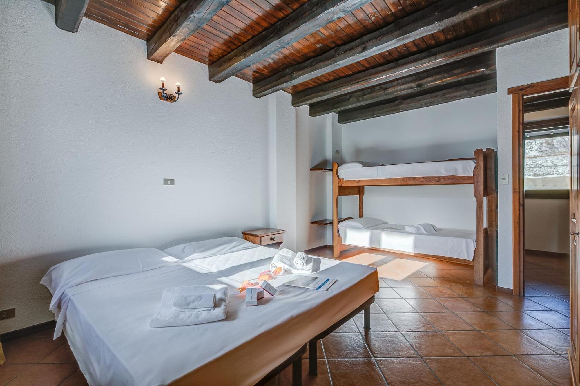 Belvedere Apartments - Happy Rentals Sestriere Luaran gambar