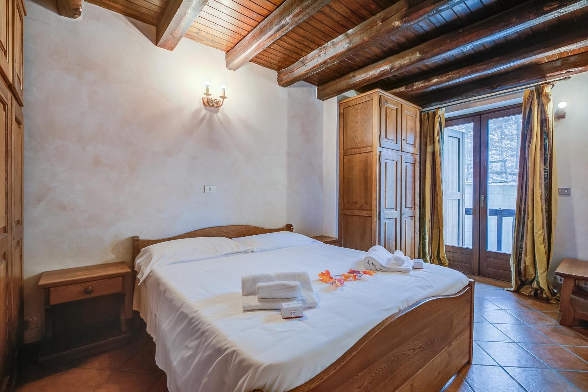 Belvedere Apartments - Happy Rentals Sestriere Luaran gambar
