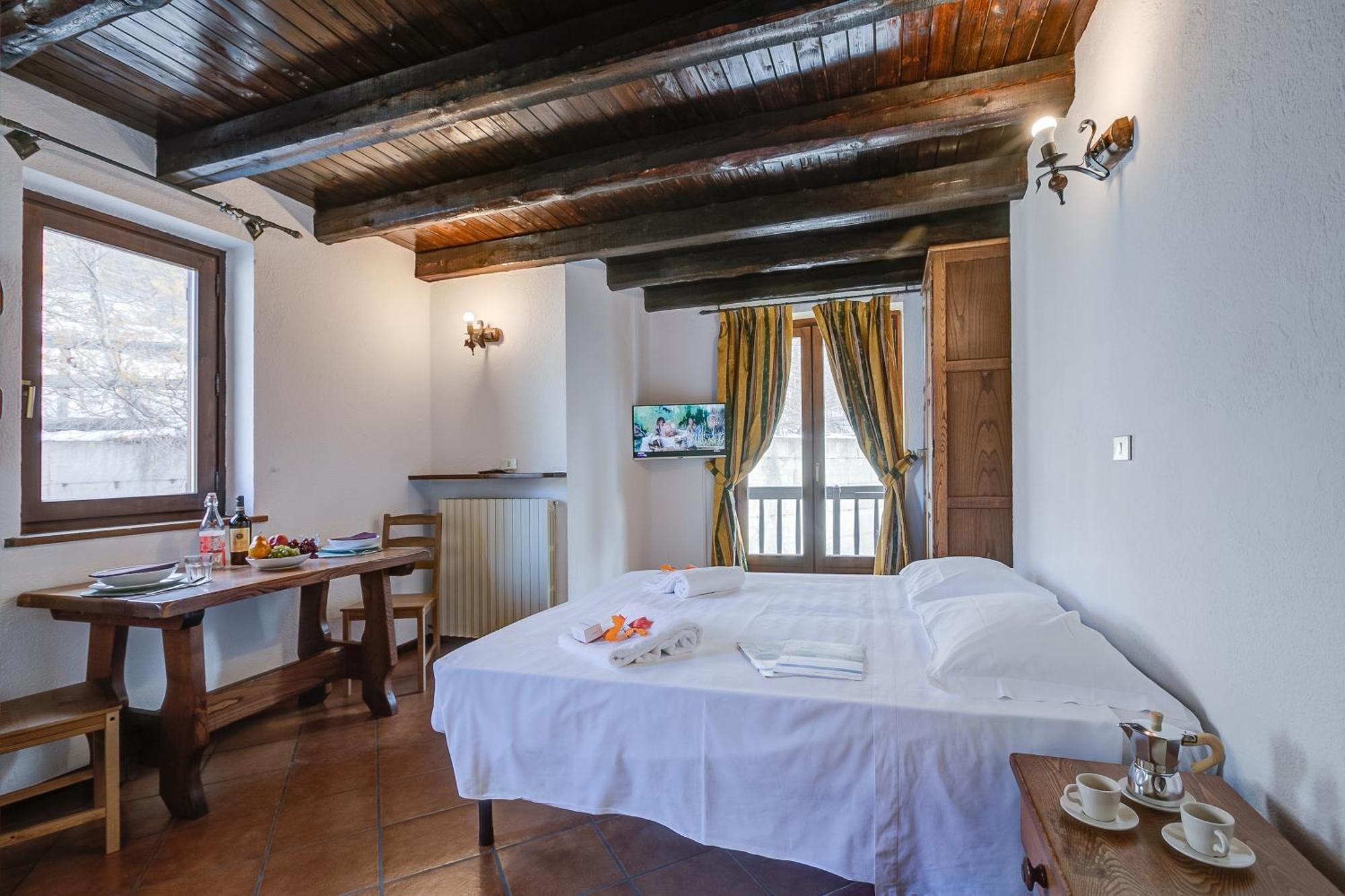 Belvedere Apartments - Happy Rentals Sestriere Luaran gambar
