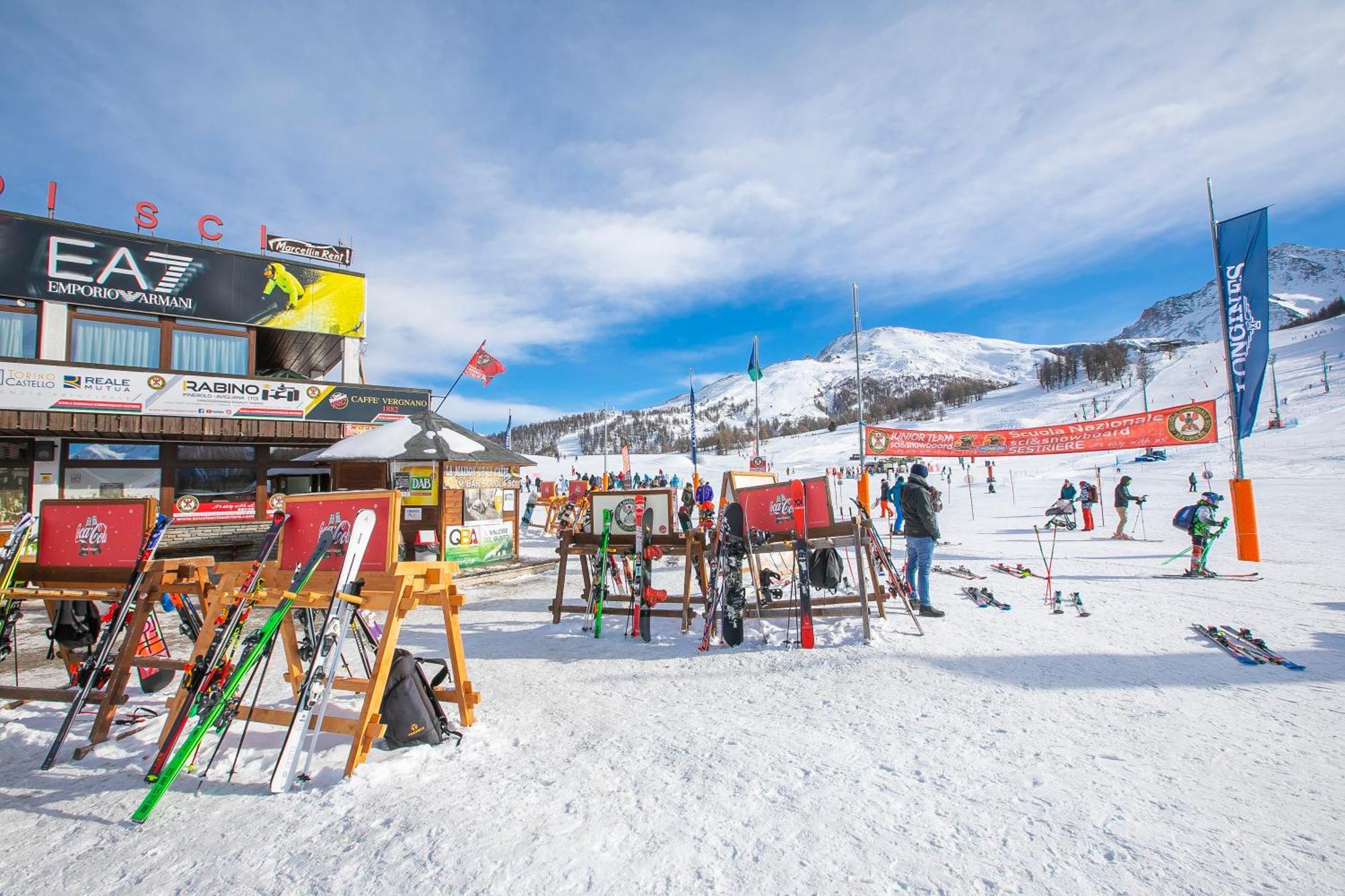 Belvedere Apartments - Happy Rentals Sestriere Luaran gambar